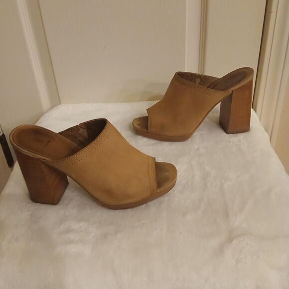 Frye Karissa Mule Camel Tan Suede Wood Chunky Block Heel Size 8.5 Boho - Picture 3 of 7